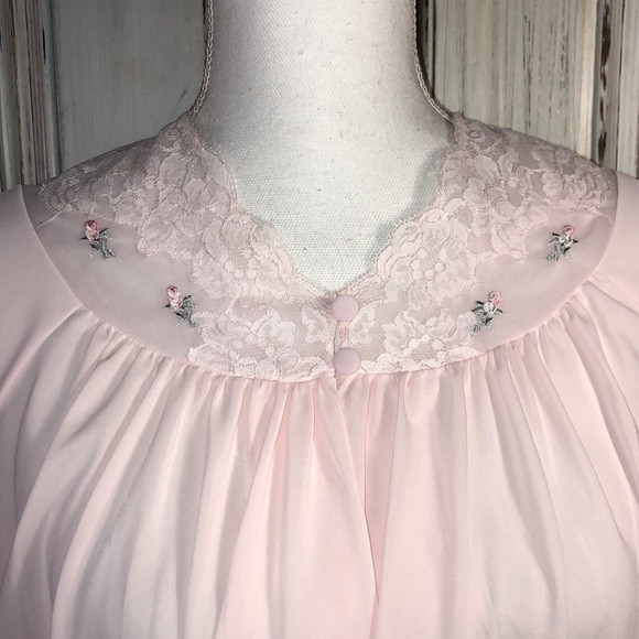 Shadow Line VINTAGE Soft Pink Lace and Embroidery Crop Sleeve Bed Jacket Size S - Picture 4 of 11